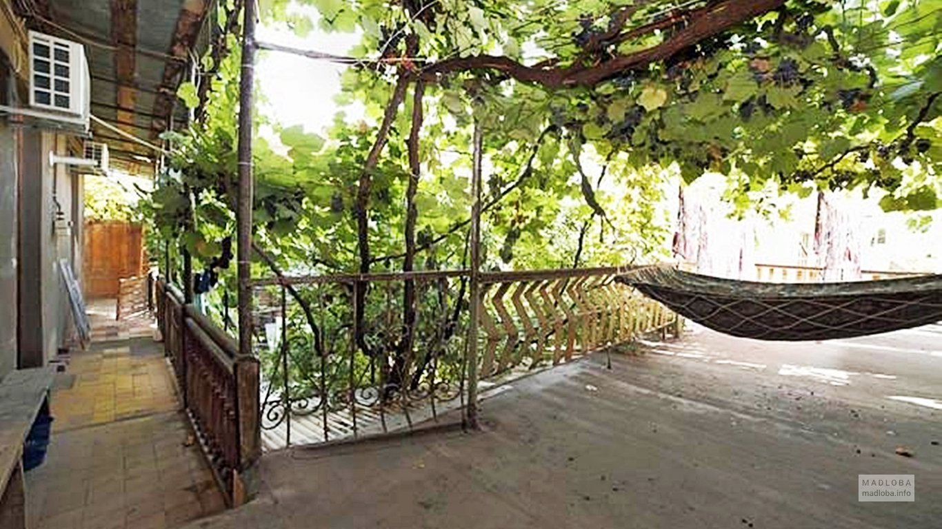 Летняя терраса в гостевом доме Красивый Тбилиси
