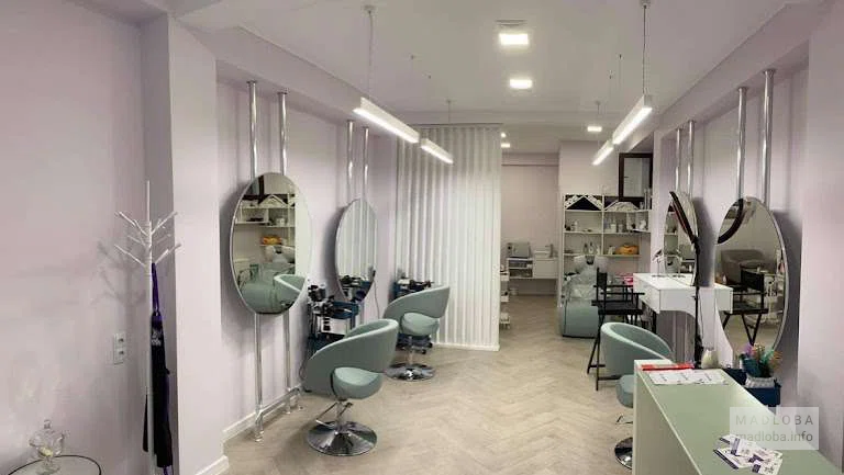 Интерьер в салоне красоты "Beauty Lounge SARKE"