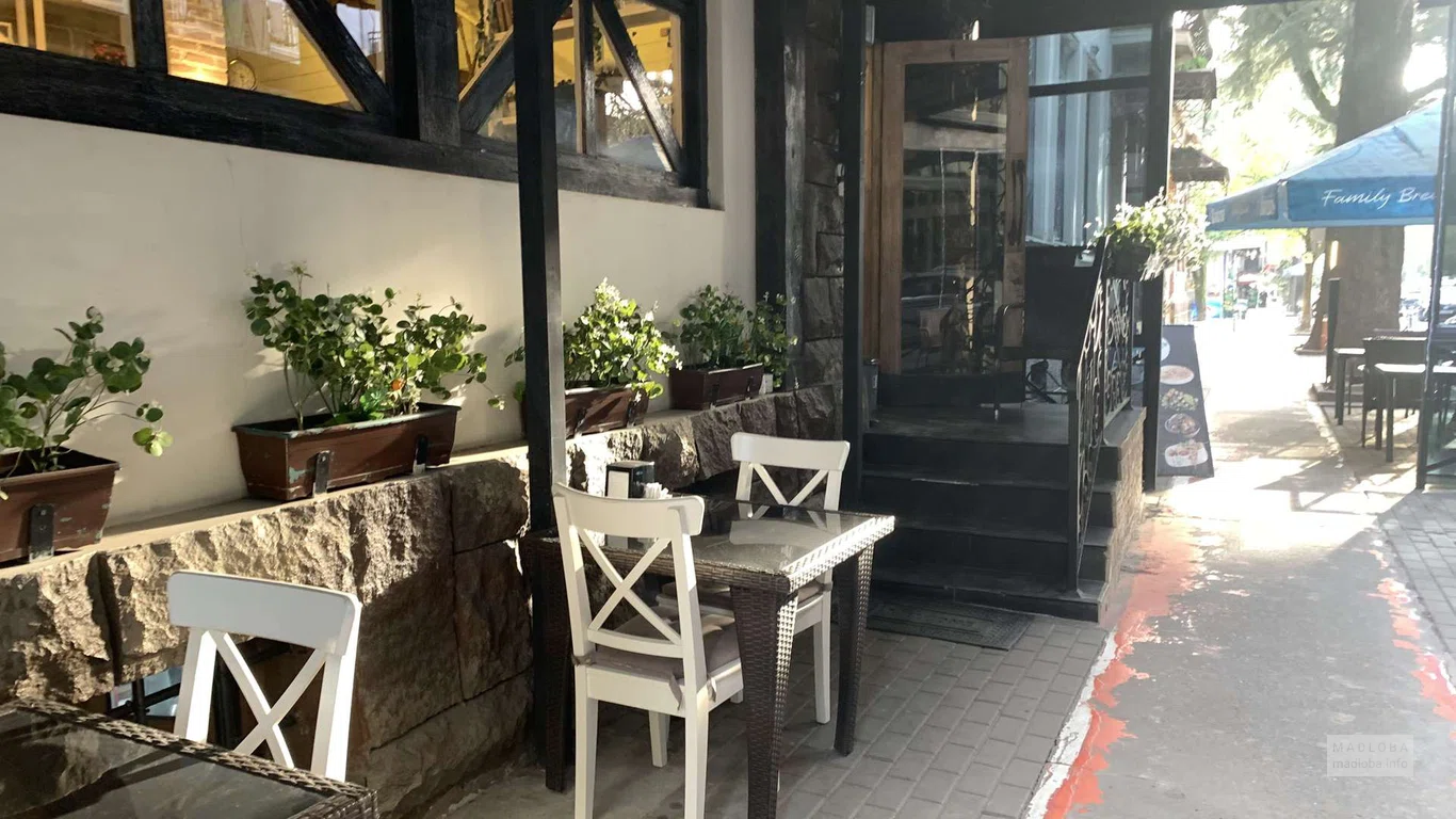 Ресторан Берикони: лучшие хинкали на побережье!