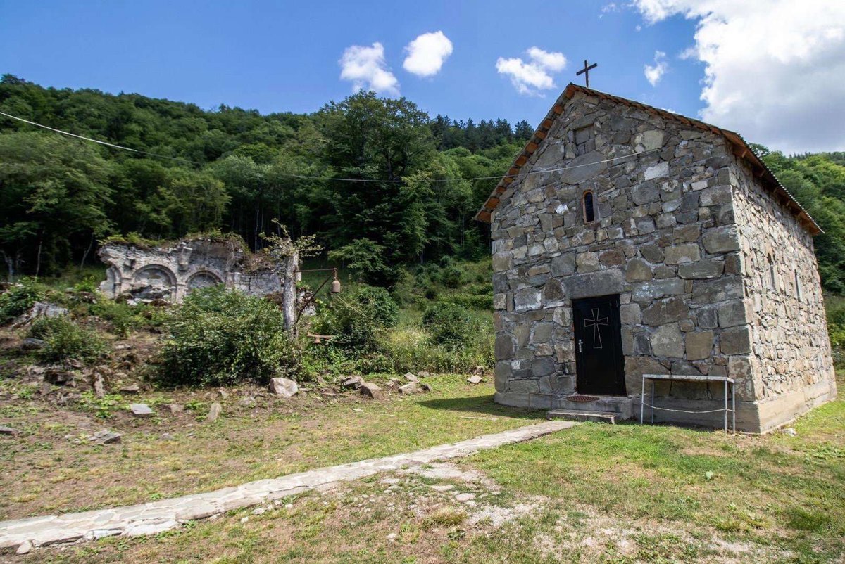 Berisakdrebi-Church