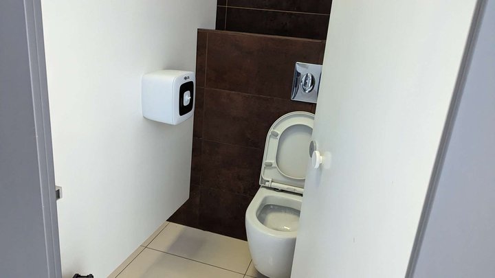 უფასო ტუალეტი სავაჭრო ცენტრ "DS Mall"-ში