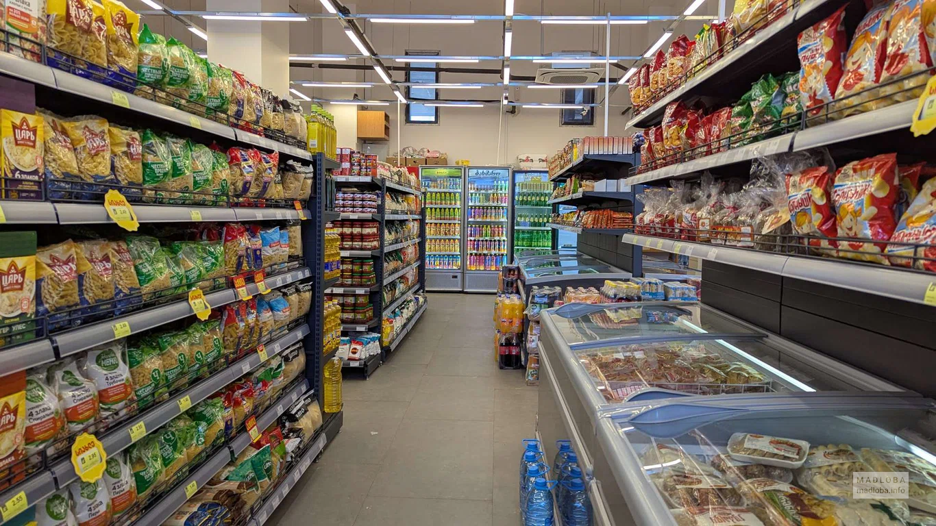 Магазин Billion на Пушкина — свежие товары, напитки, еда