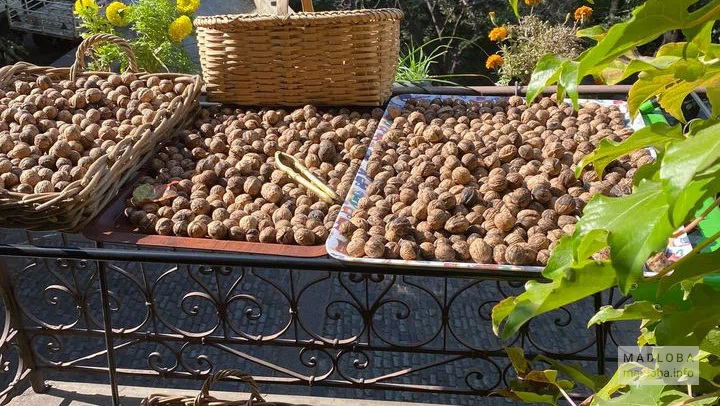 Грецкие орехи в Грузии