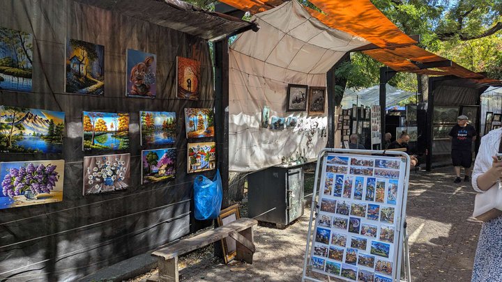 Блошиный рынок "Сухой мост"