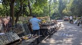 Dry Bridge Market