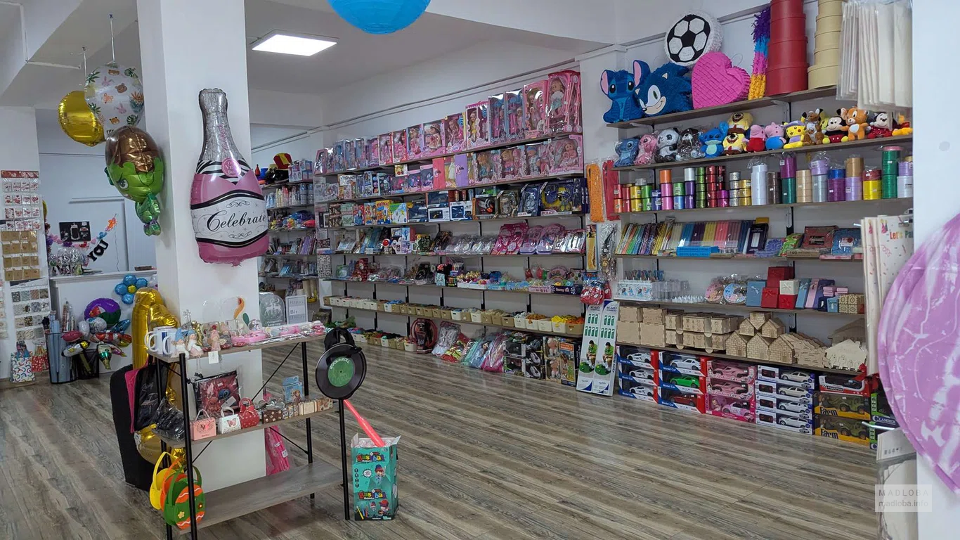 Магазин Bubbland в Батуми - подарки, игрушки, декор