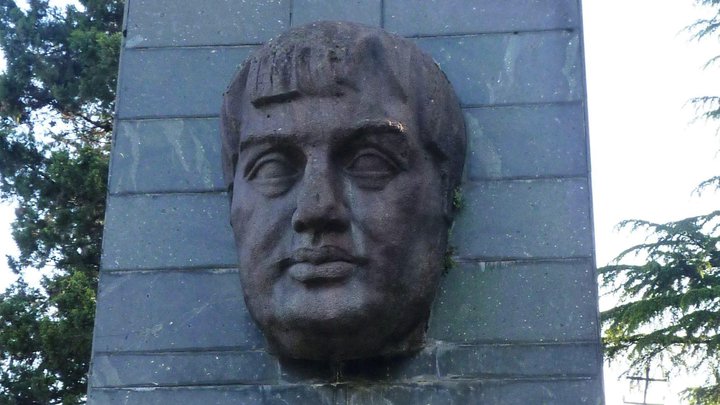 Bust of Titian Tabidze