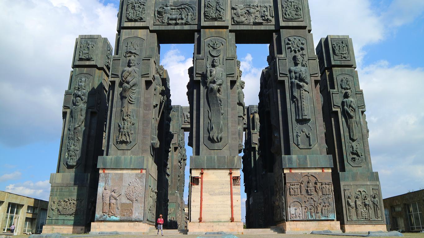 Монумент “История Грузии”