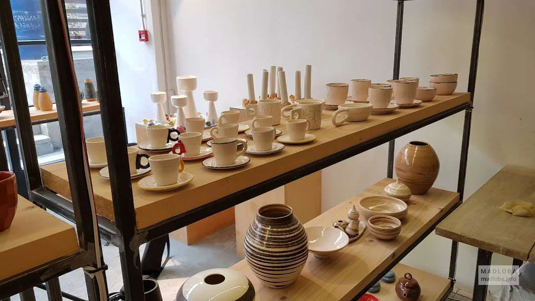 Ceramic Studio 1300 в Тбилиси - Авторская керамика, мастер-классы, подарки