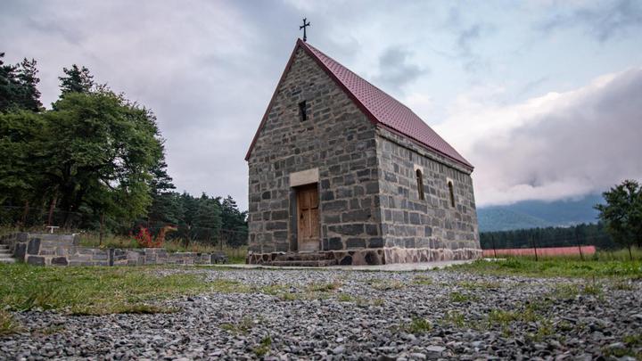 The Church of St. Gabriel in Tsikhisjvari is a basilica of the XXI century