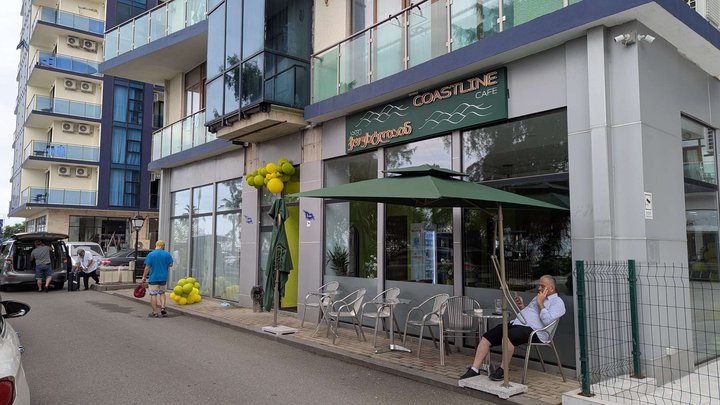 სანაპირო_კაფე