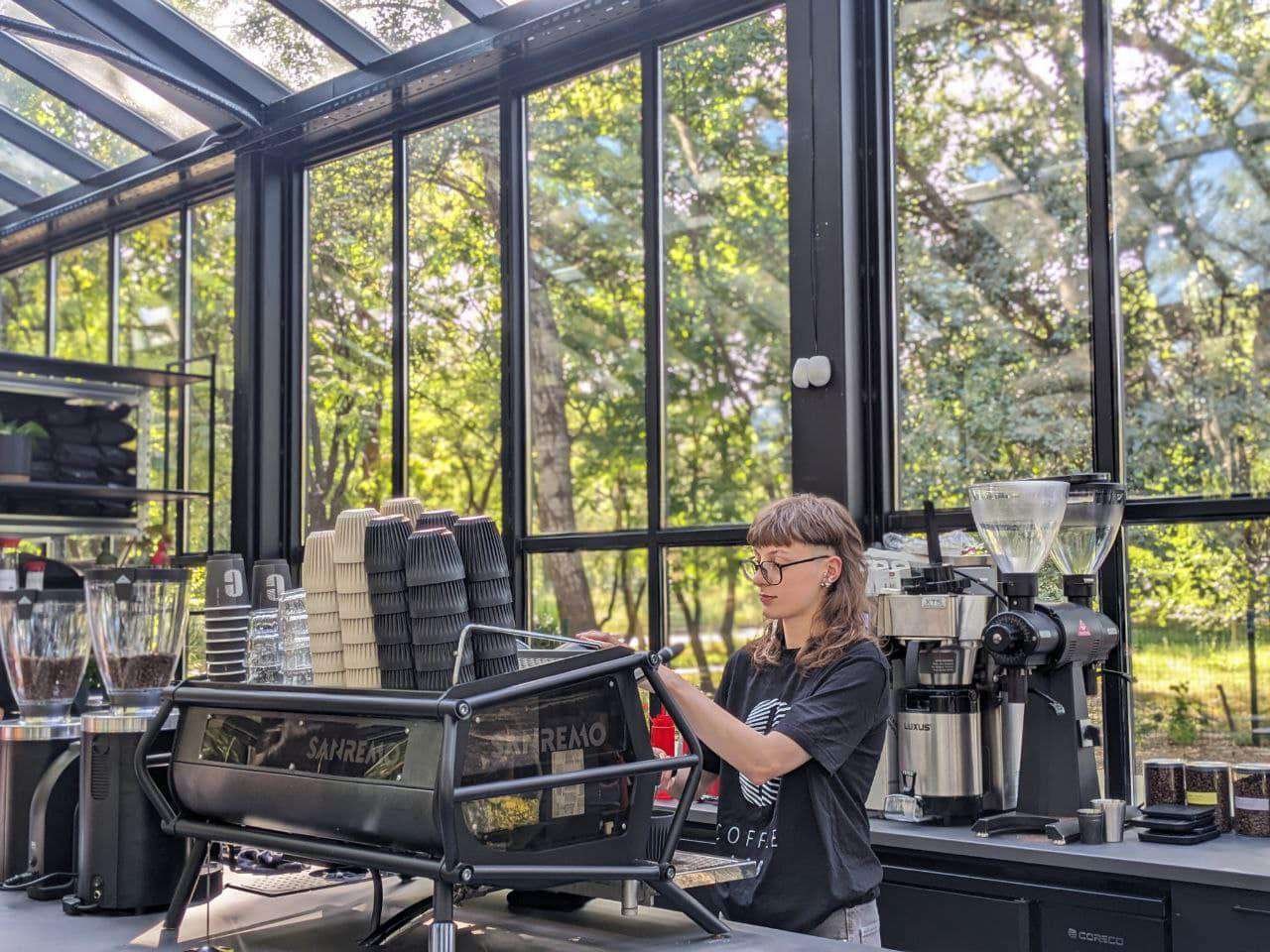 Coffee Lab ყავის მაღაზია თბილისში ლისის ტბასთან. მიმოხილვები, ტელეფონის ...