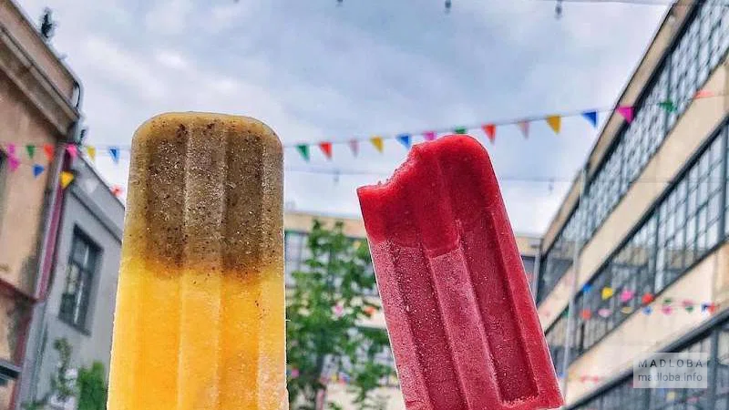 Cumbo Pops — натуральные фруктовые лёд-лодочки (попсиклы) в Тбилиси
