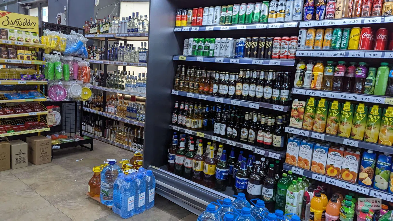 Напитки в супермаркете DAILY на улице Табидзе