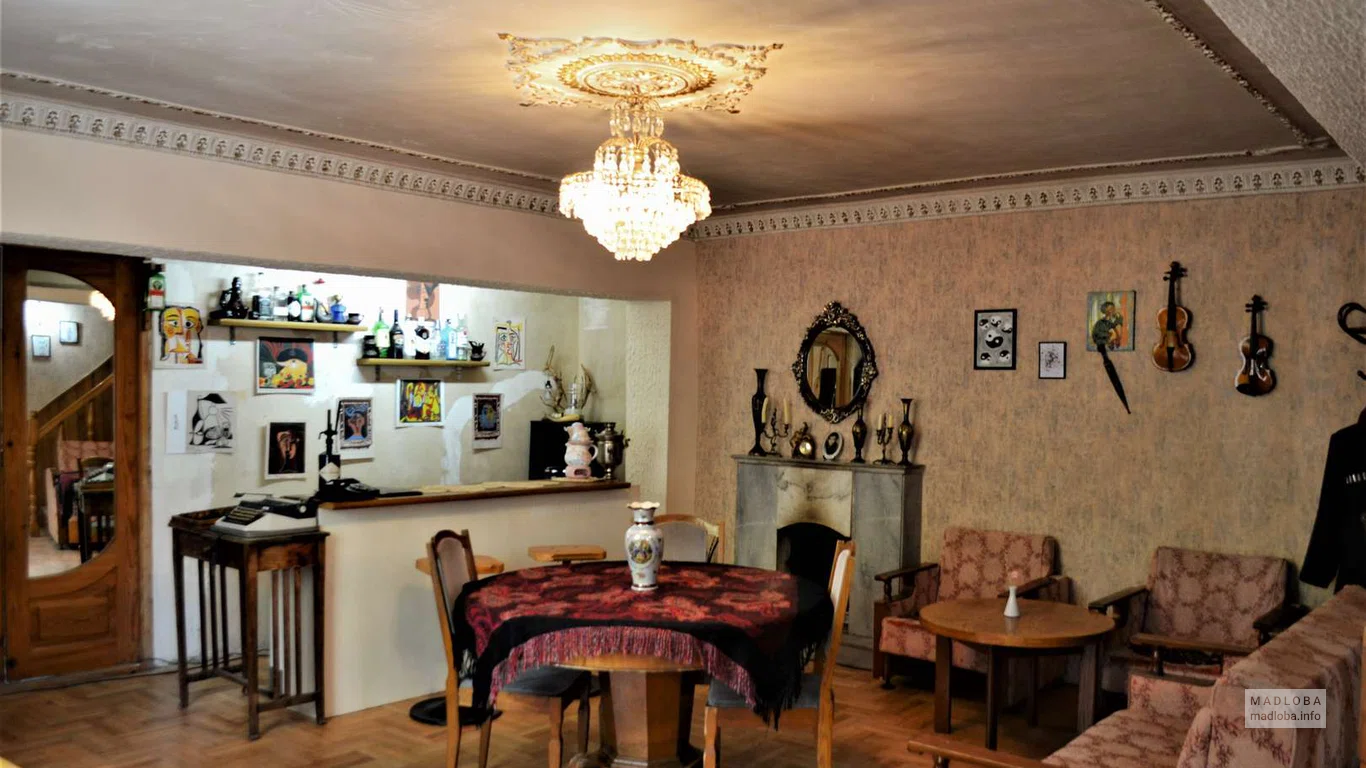 Guest House & Bar "Vine Yard" в Боржоми