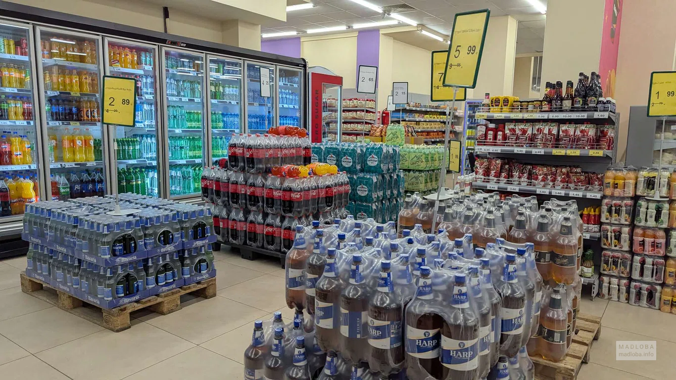 Напитки в супермаркете Daily