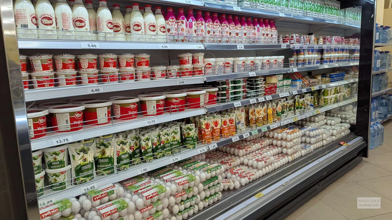 Яйца и молочная продукция в магазине Daily