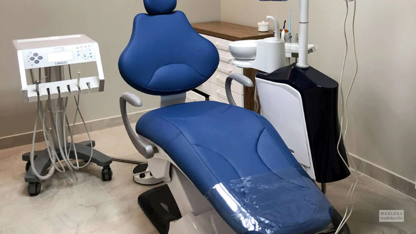 Стоматологическое кресло в Dental Lounge