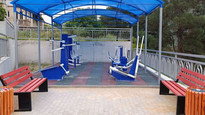 Children's playground and outdoor gym