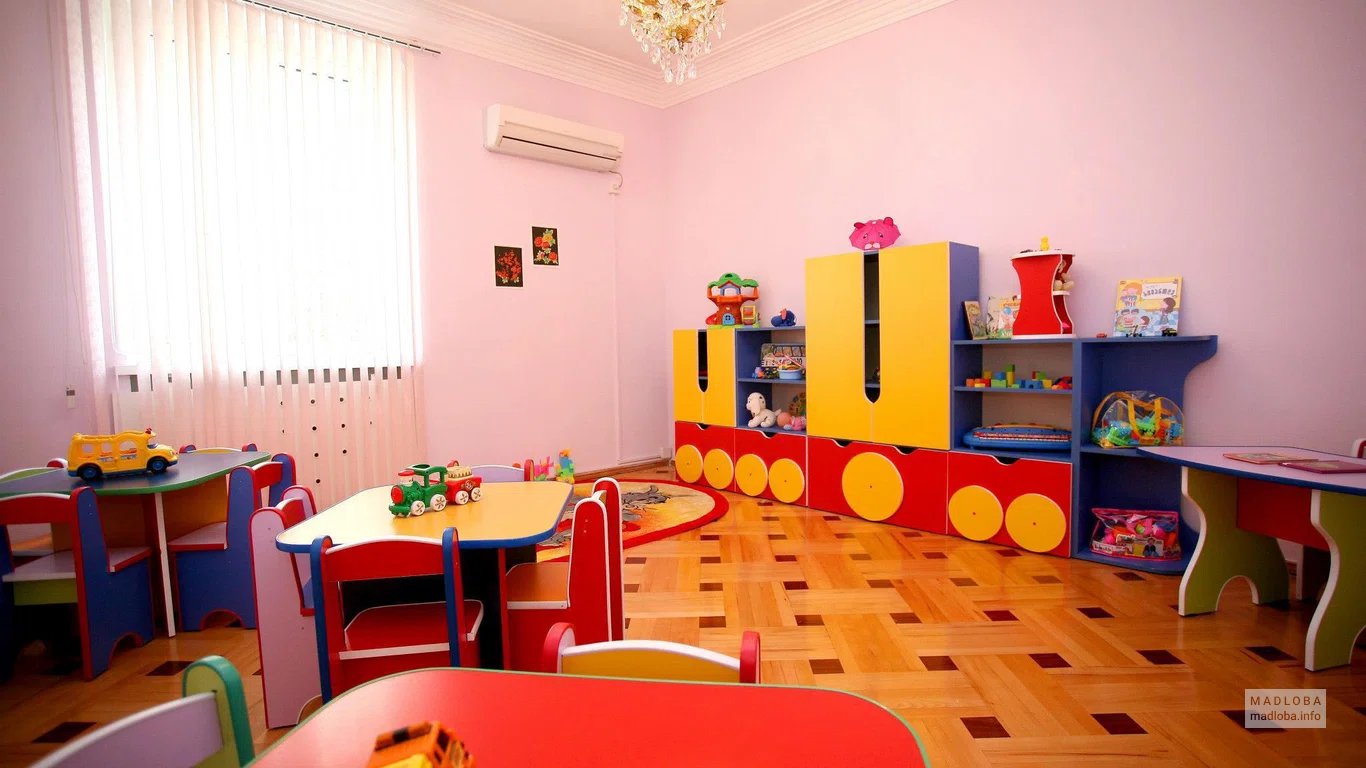 Мебель в детском саду Бая в Грузии