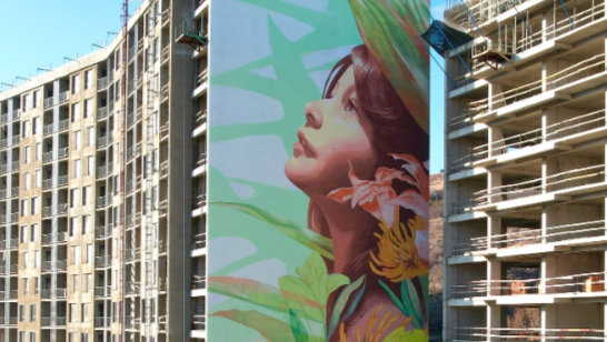 Девочка с цветами