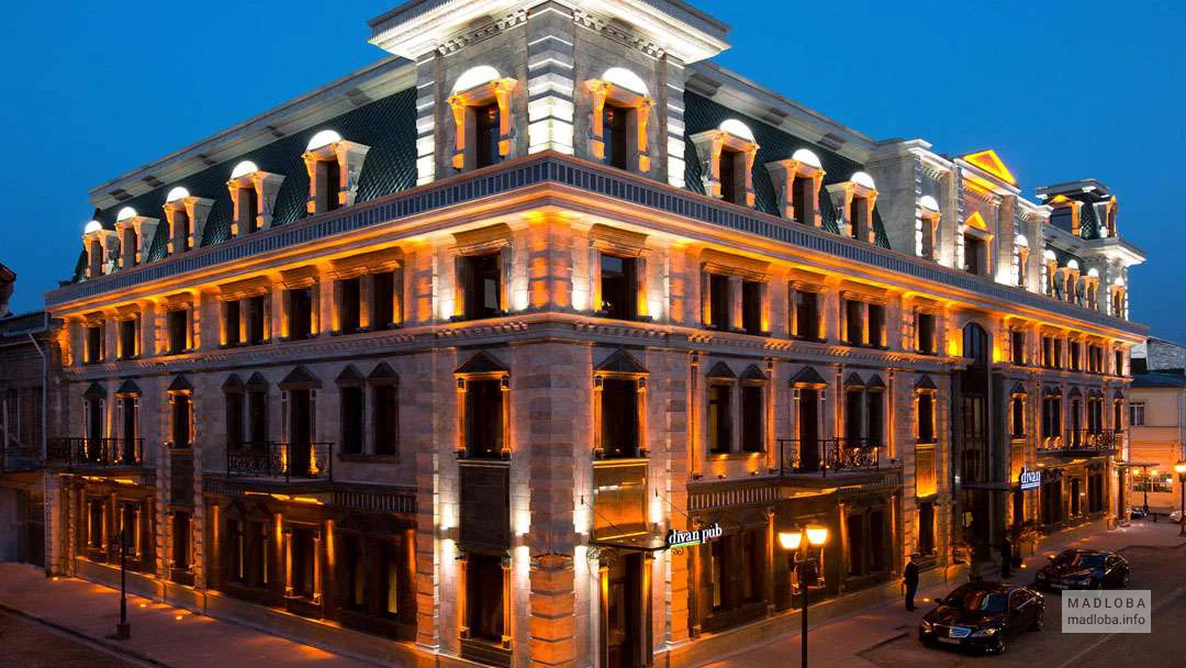 Отель Divan Suites Batumi