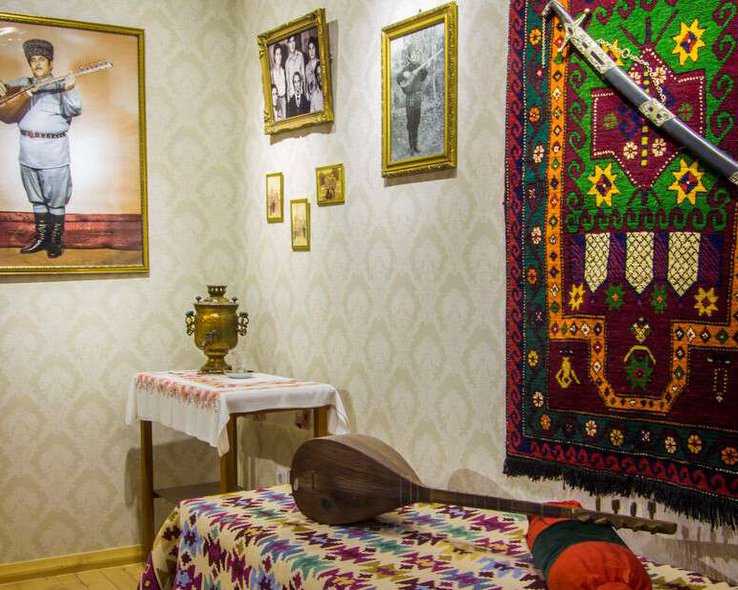 Дом-музей Ашика Камандара в Капанахчи - 12.jpg