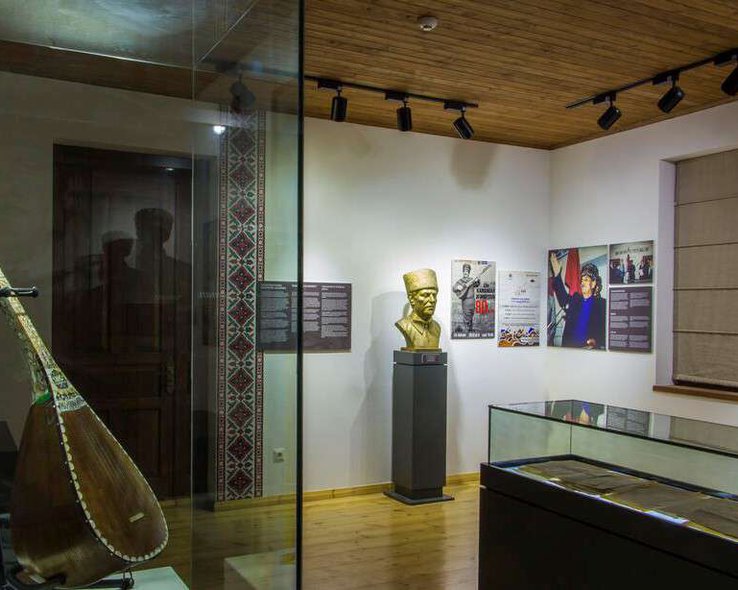 Дом-музей Ашика Камандара в Капанахчи - 10.jpg