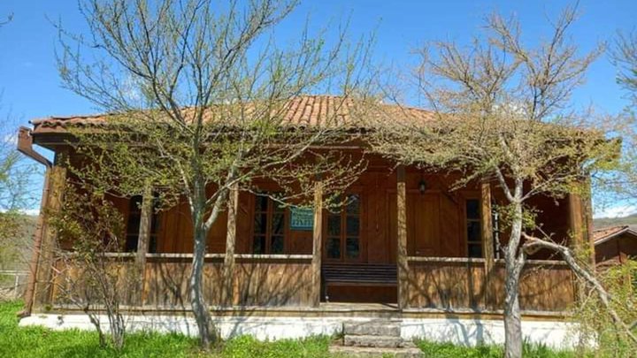 George Tsereteli House Museum in Tskhrukveti: An Inspiring Journey into the World of Georgian Science