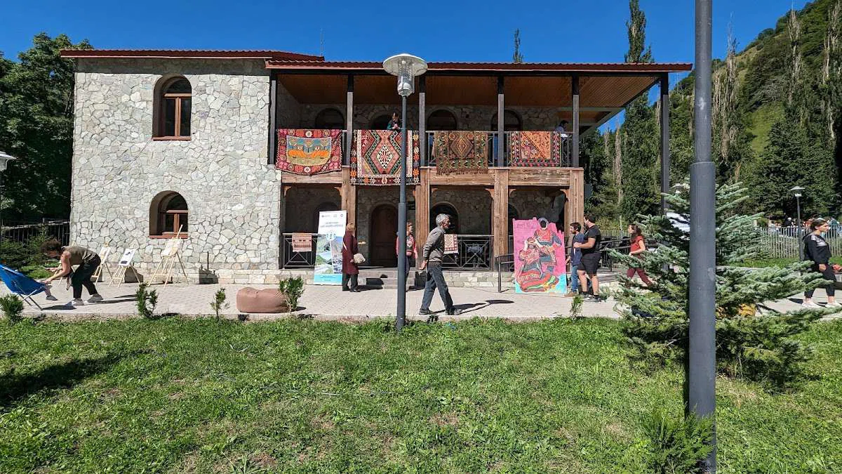 Дом-музей Годерджи Чохели в Гудамакари - 05.jpg