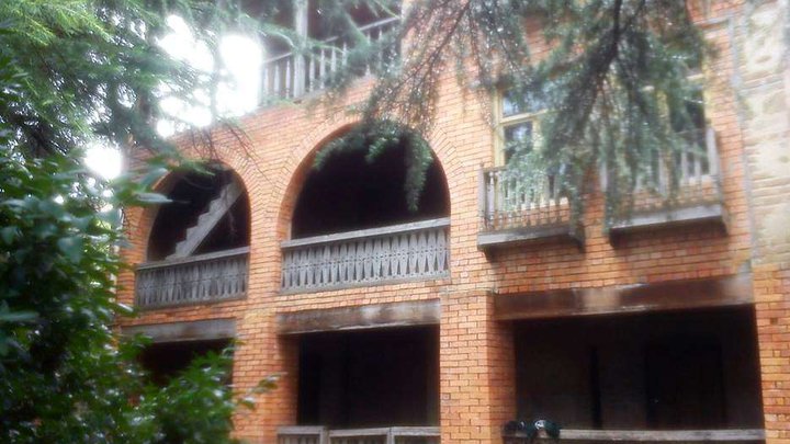 ილო მოსაშვილის სახლ-მუზეუმი ვაკირში: ისტორია, შემოქმედება და ქართული კულტურა 🎭📚