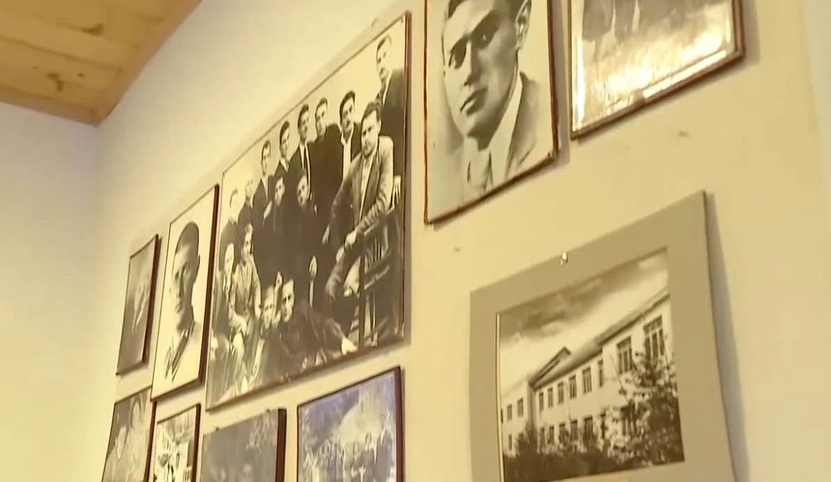 Дом-музей Мирзы Геловани в Тианети - 10.jpg