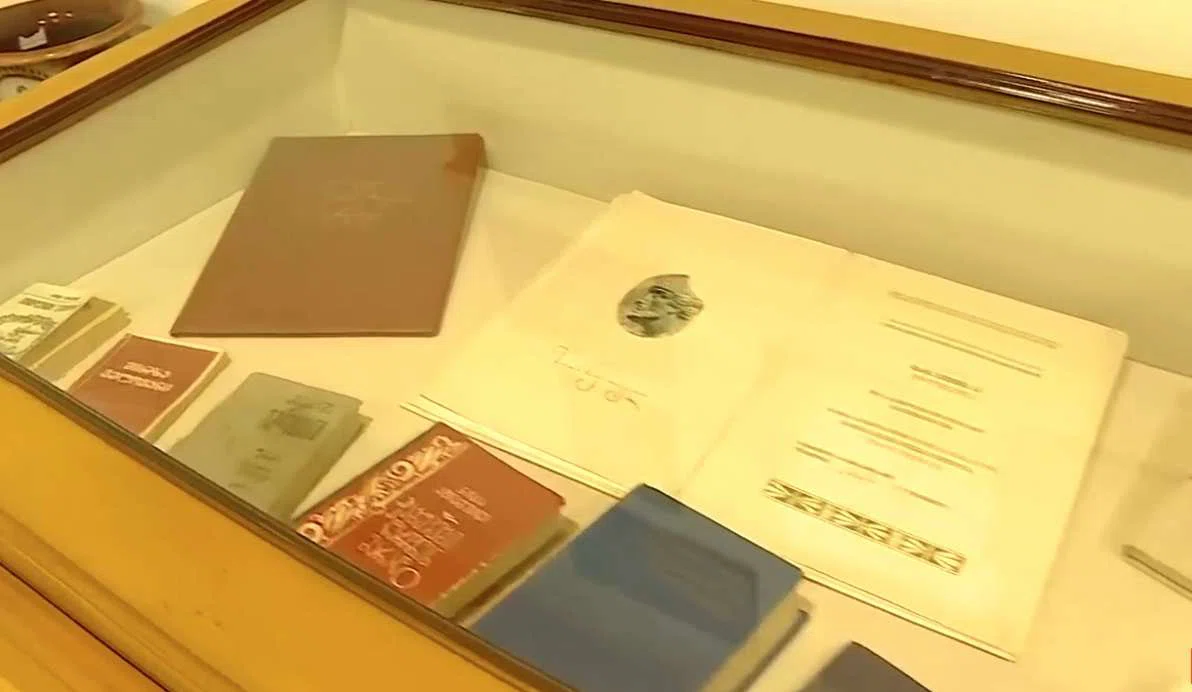 Дом-музей Мирзы Геловани в Тианети - 12.jpg