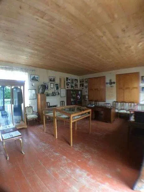 Дом-музей Мухрана Мачавариани в селе Аргвети - 03.jpg