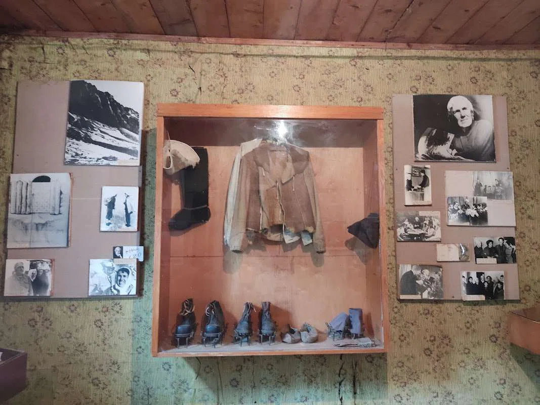 Дом-музей семьи Джапаридзе в Хреити - 02.jpg