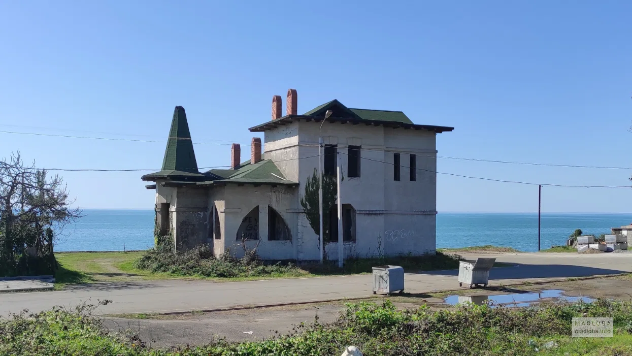 Дом китайского чайного мастера Лау-Джен-Джау в Чакви