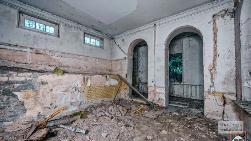 Разрушенное здание - вид внутри