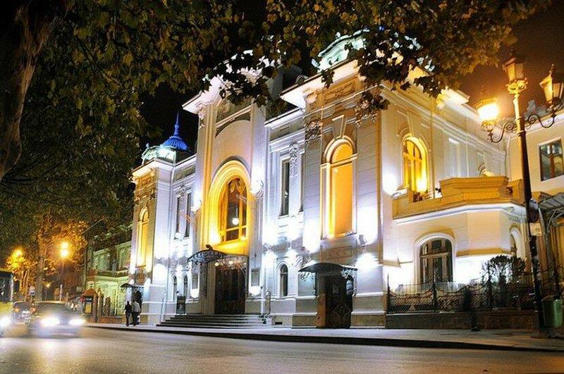 Драматический театр в Тбилиси
