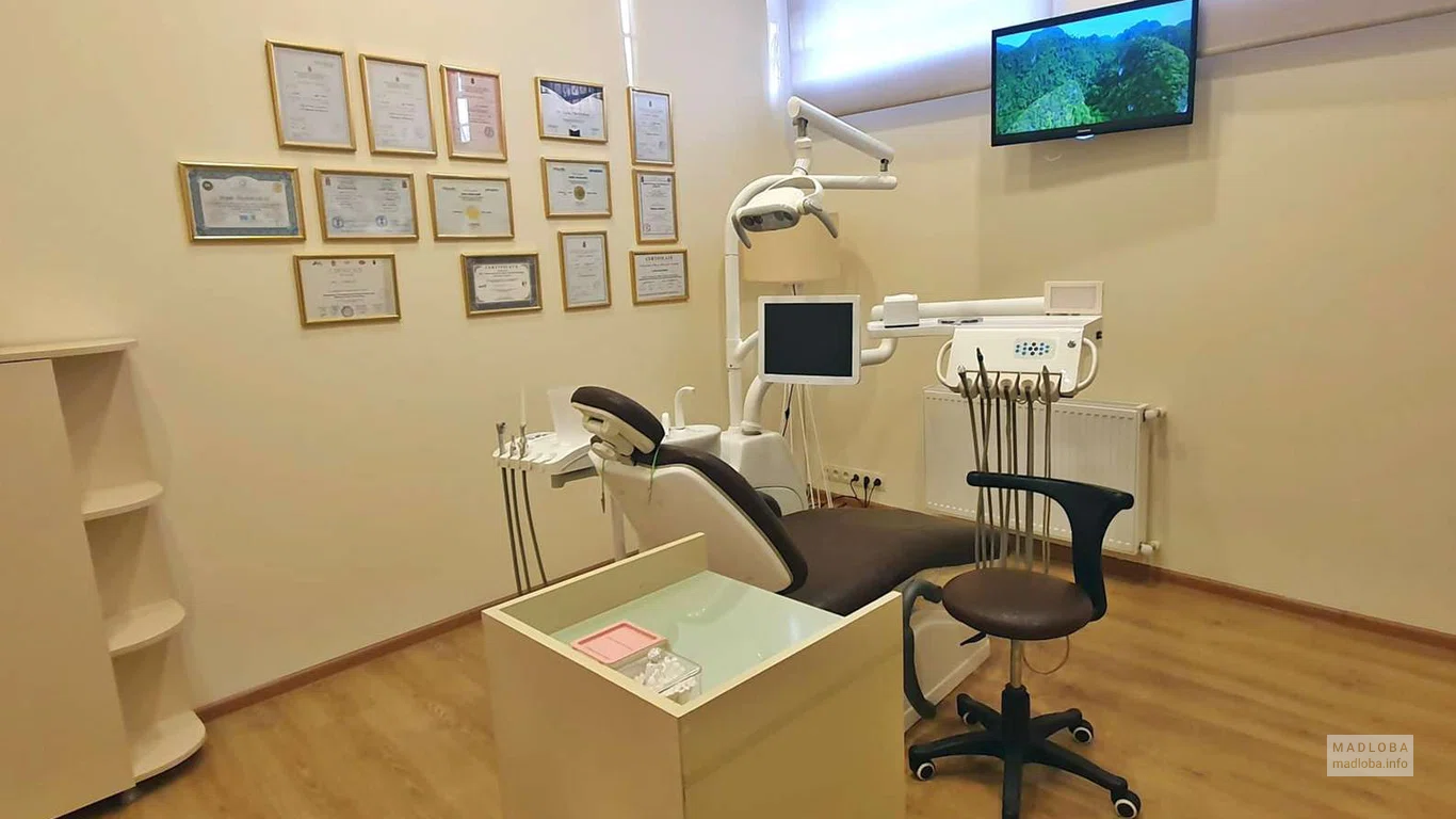 Смотровое кресло в стоматологии Dream Dental