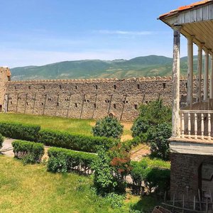 Дворец Джамбакура-Орбелиани - 01.jpg