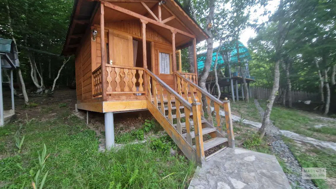 Коттеджи в аренду "Echo Cottages in Shaori"