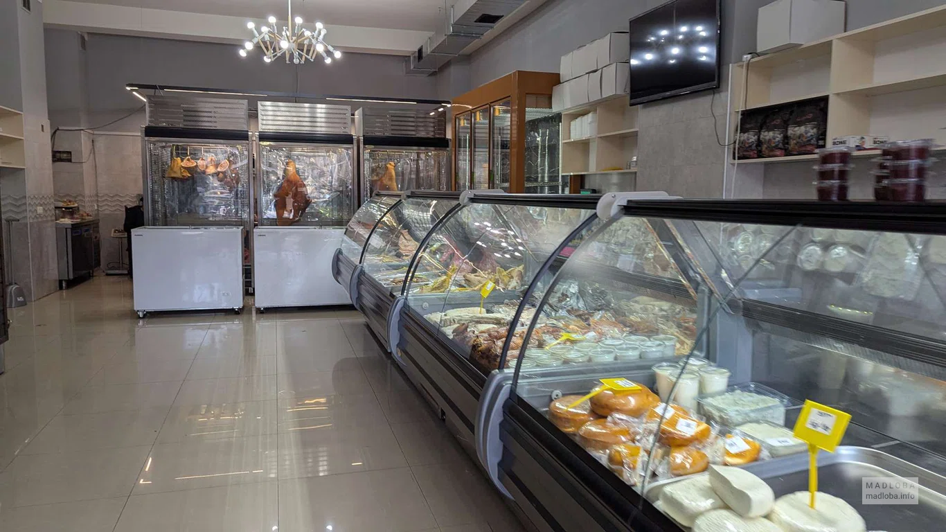 мясная и молочная продукция в магазине Eco Product