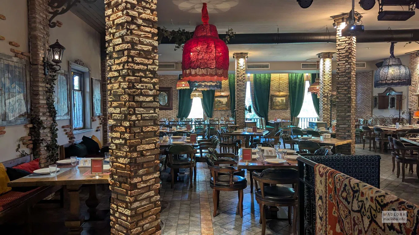 🍷 Ресторан Ethnographer в Тбилиси: вкусно, душевно и с живой музыкой