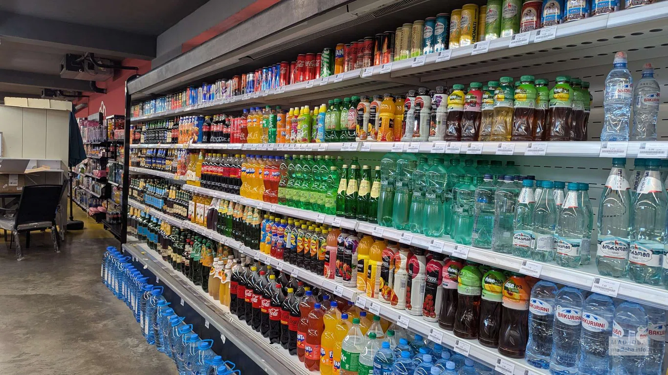 Напитки в супермаркете"Euro Mart"