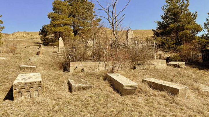 Еврейское кладбище