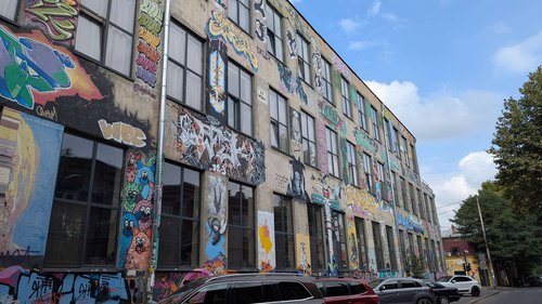 Fabrika Hostel в Тбилиси