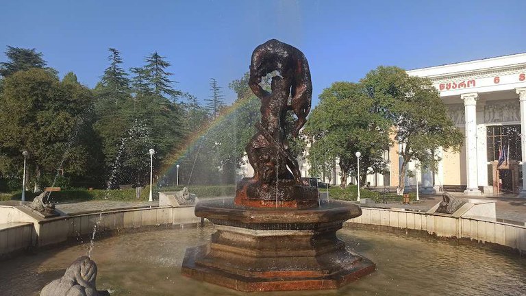 Fountain "Lion and Gladiator"