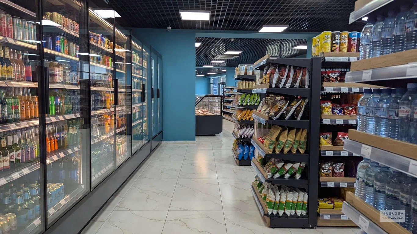 Напитки в магазине GB Gourmet в Батуми