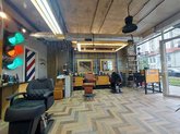 Garage: Barber Club