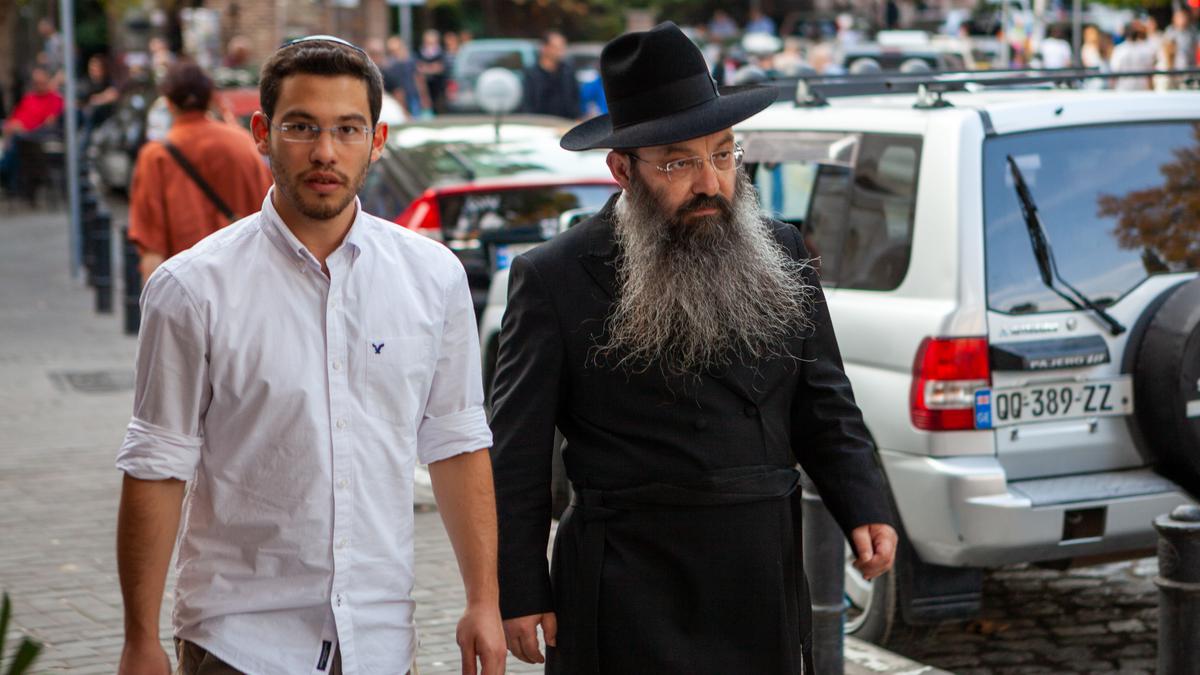Два еврея на улице Грузии